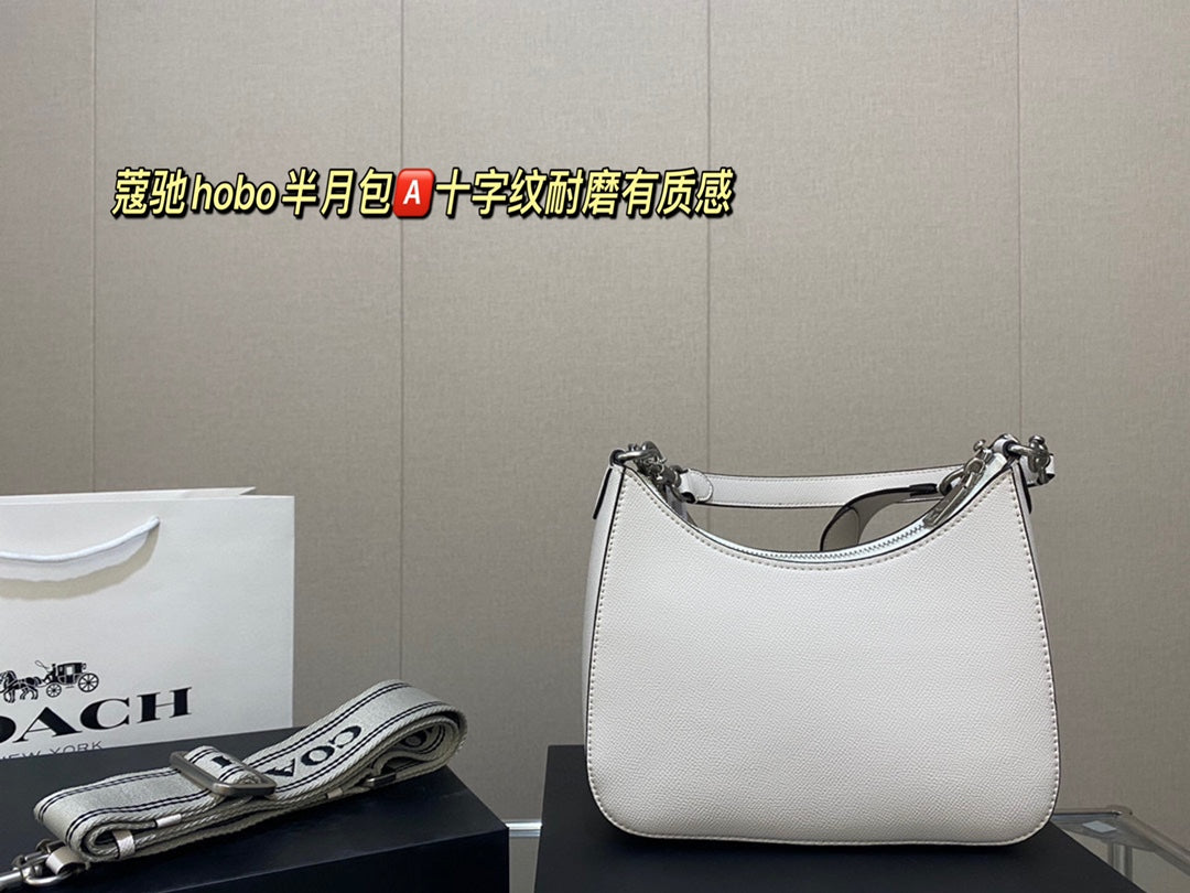 Co-BAG411