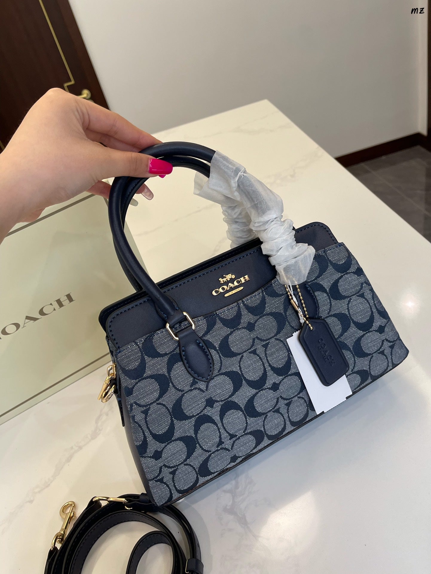 Co-BAG415