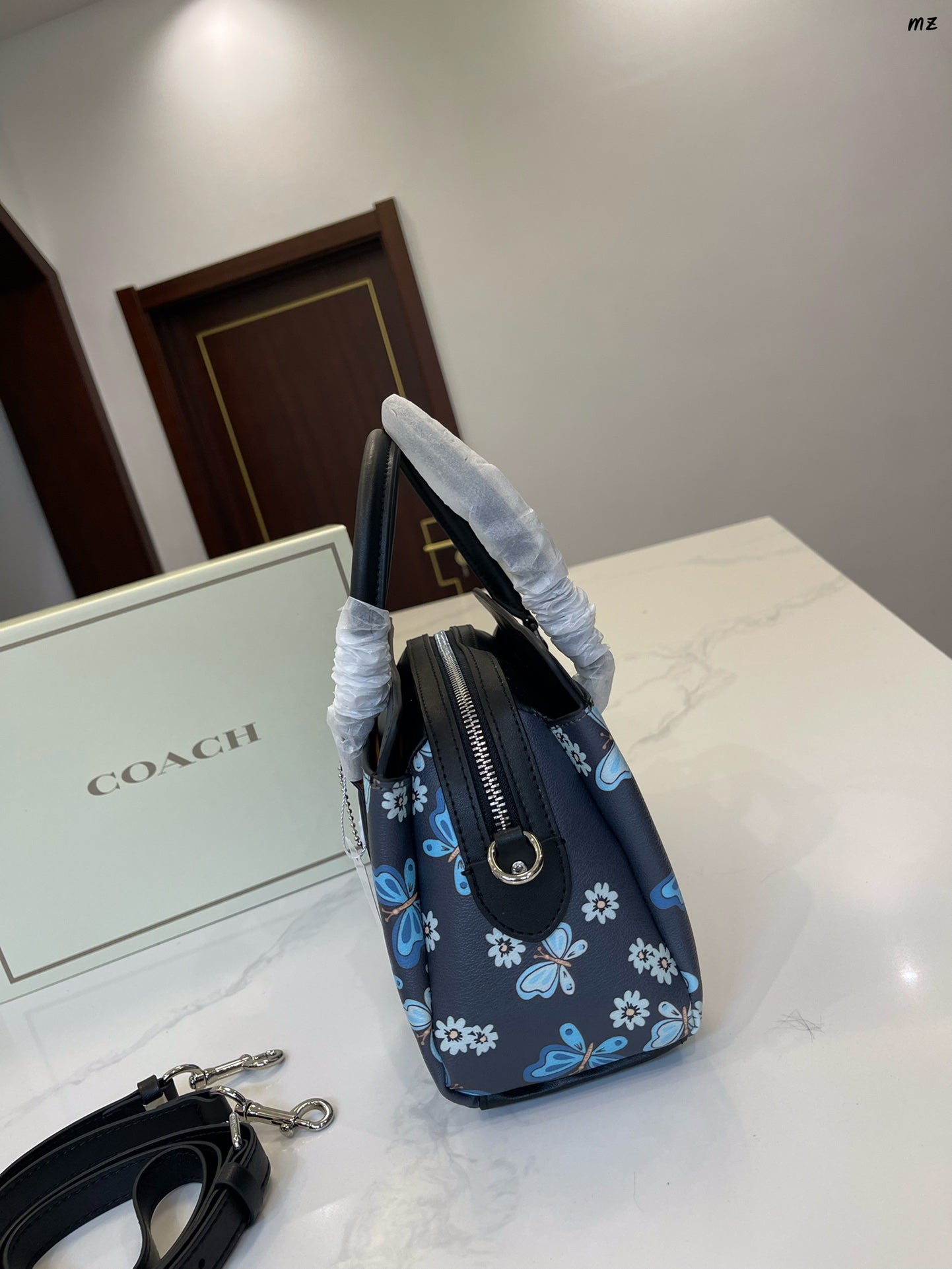 Co-BAG415