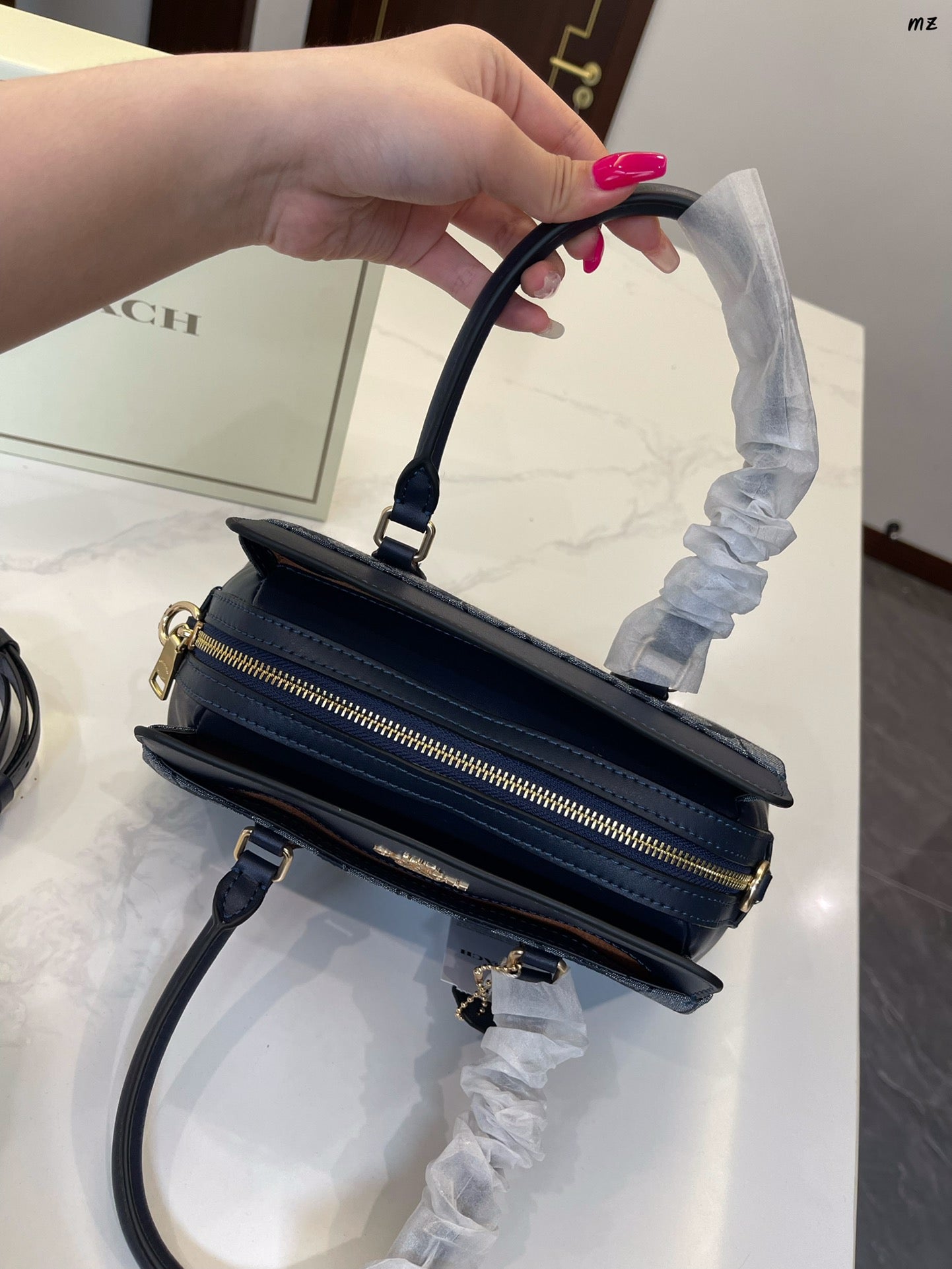 Co-BAG415