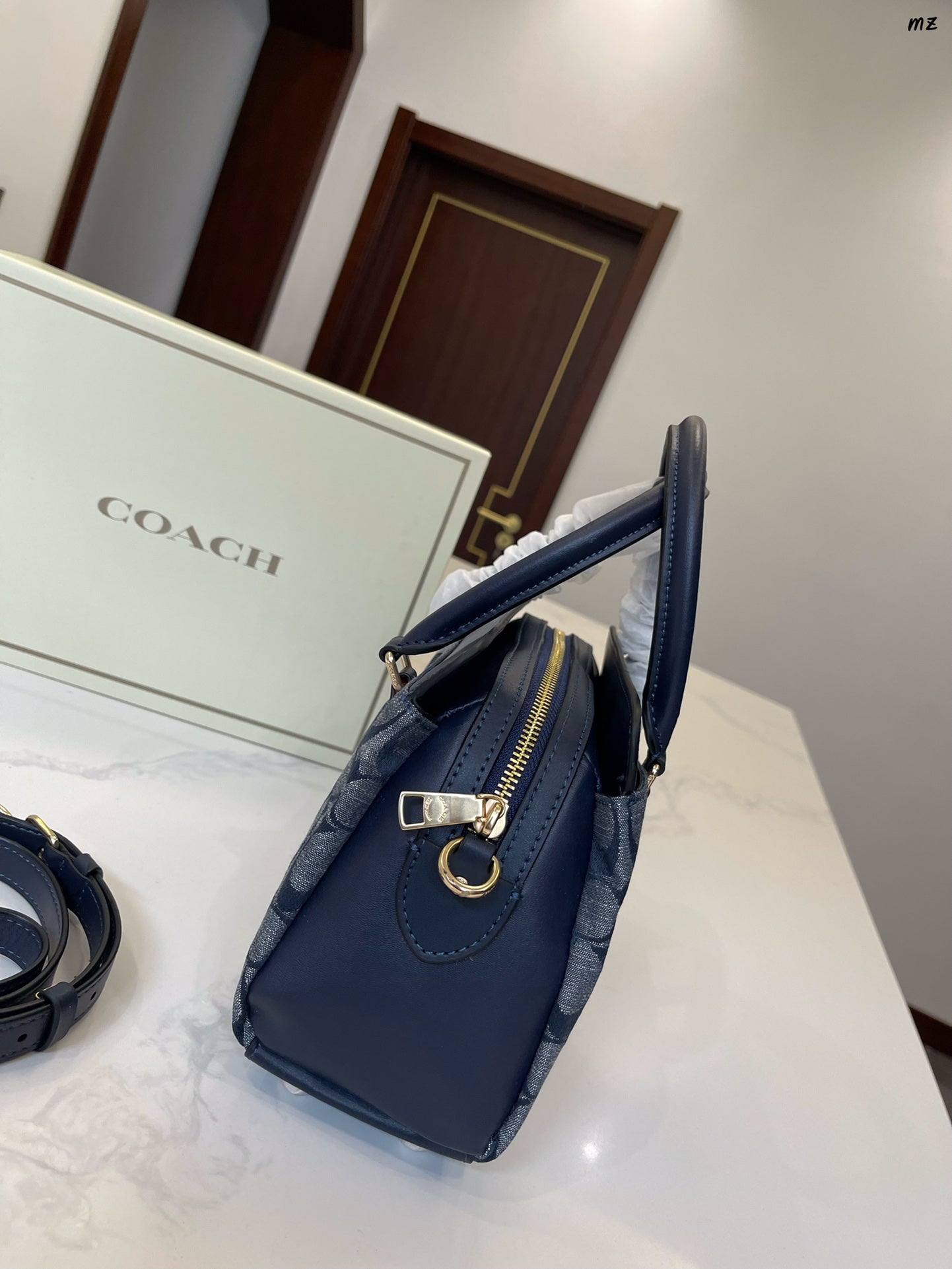 Co-BAG415
