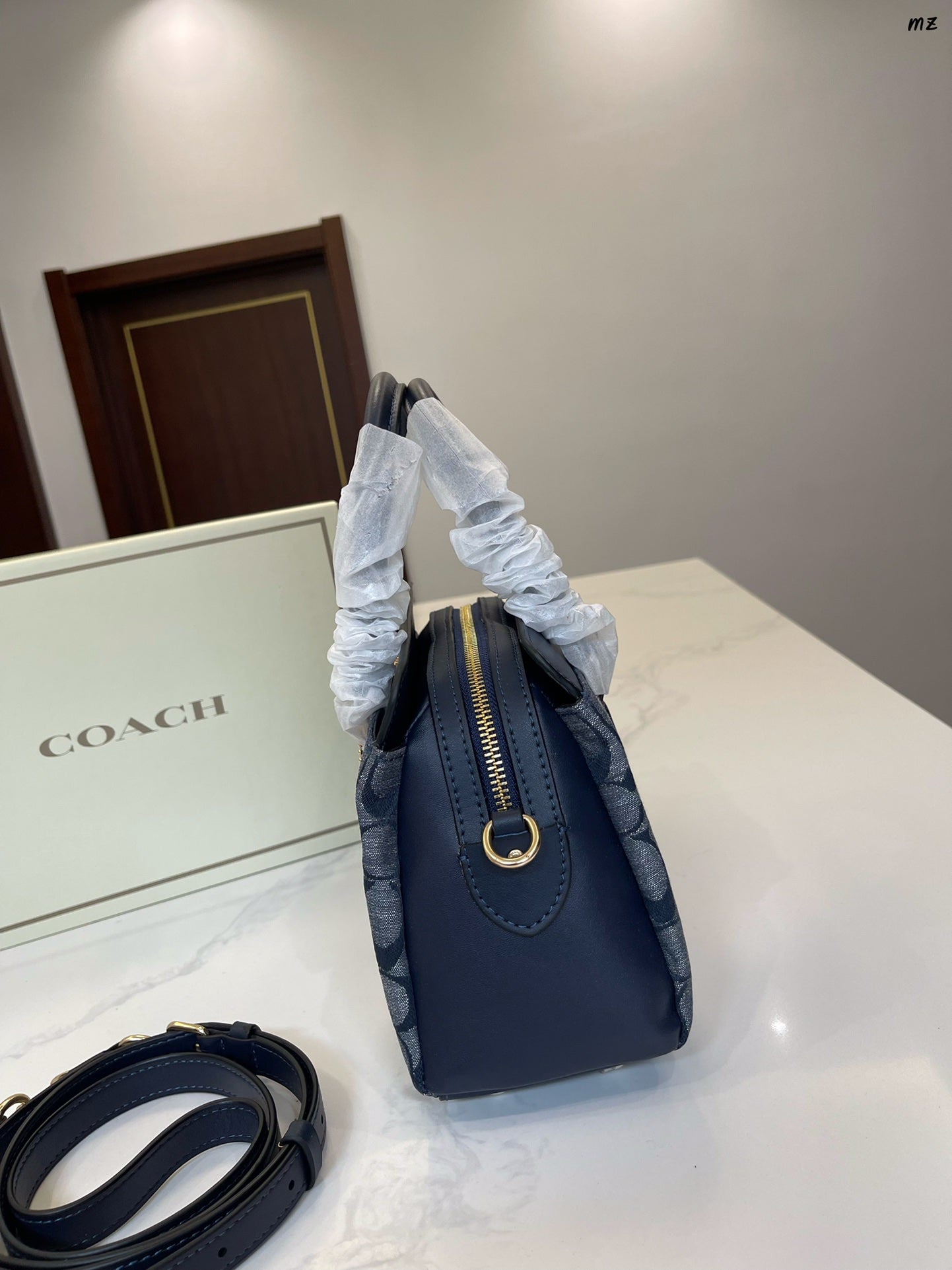 Co-BAG415
