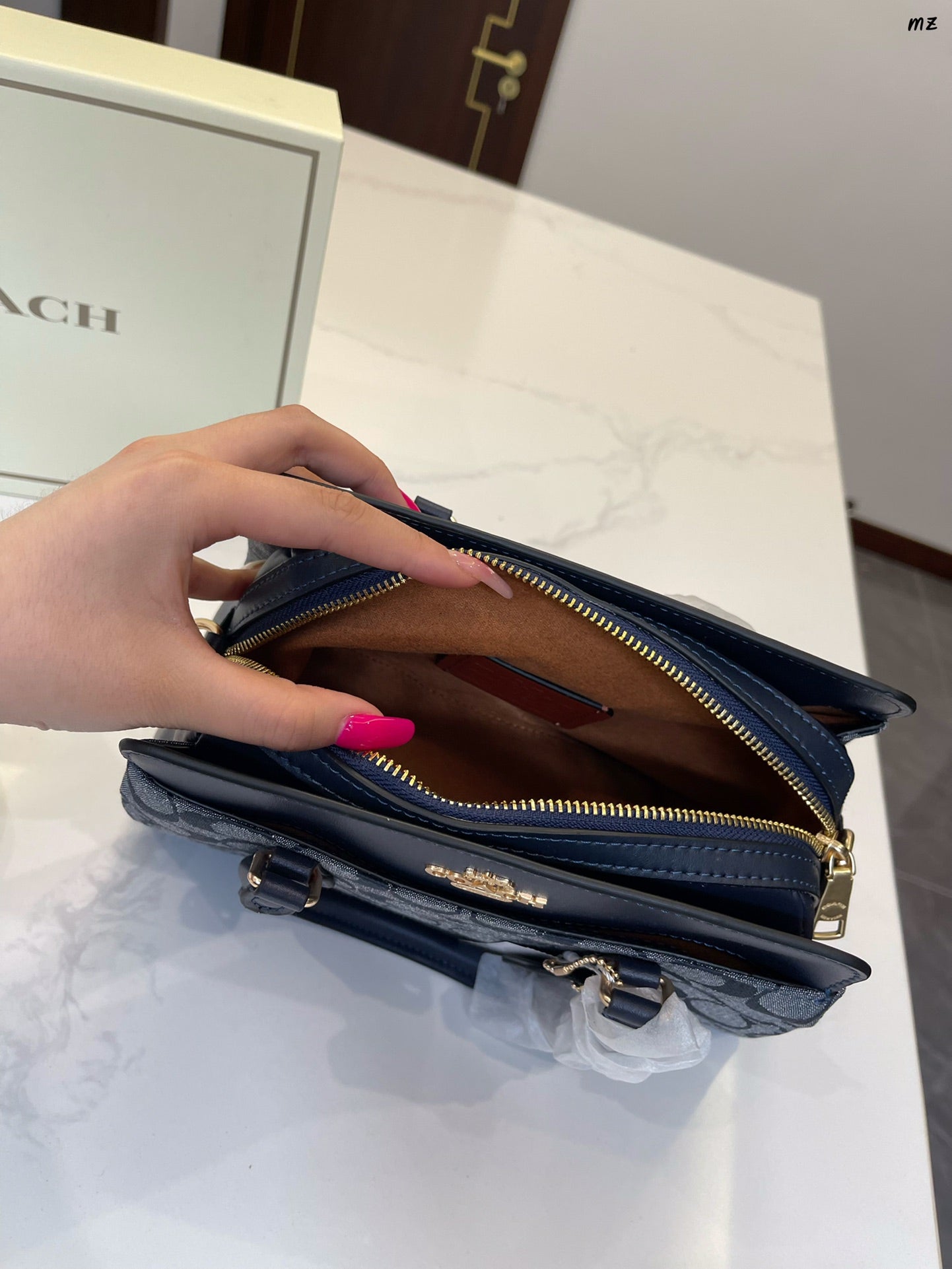 Co-BAG415
