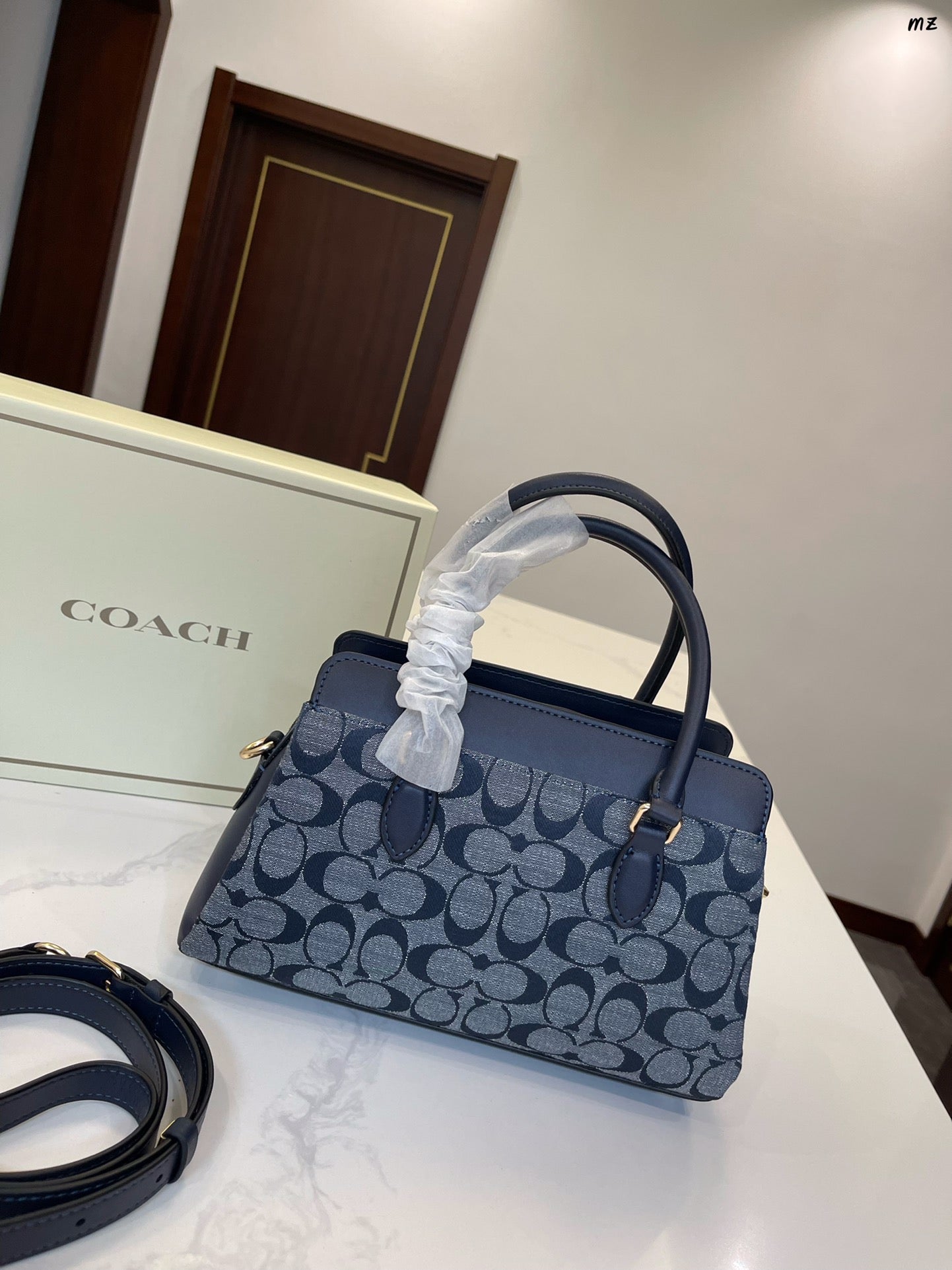 Co-BAG415
