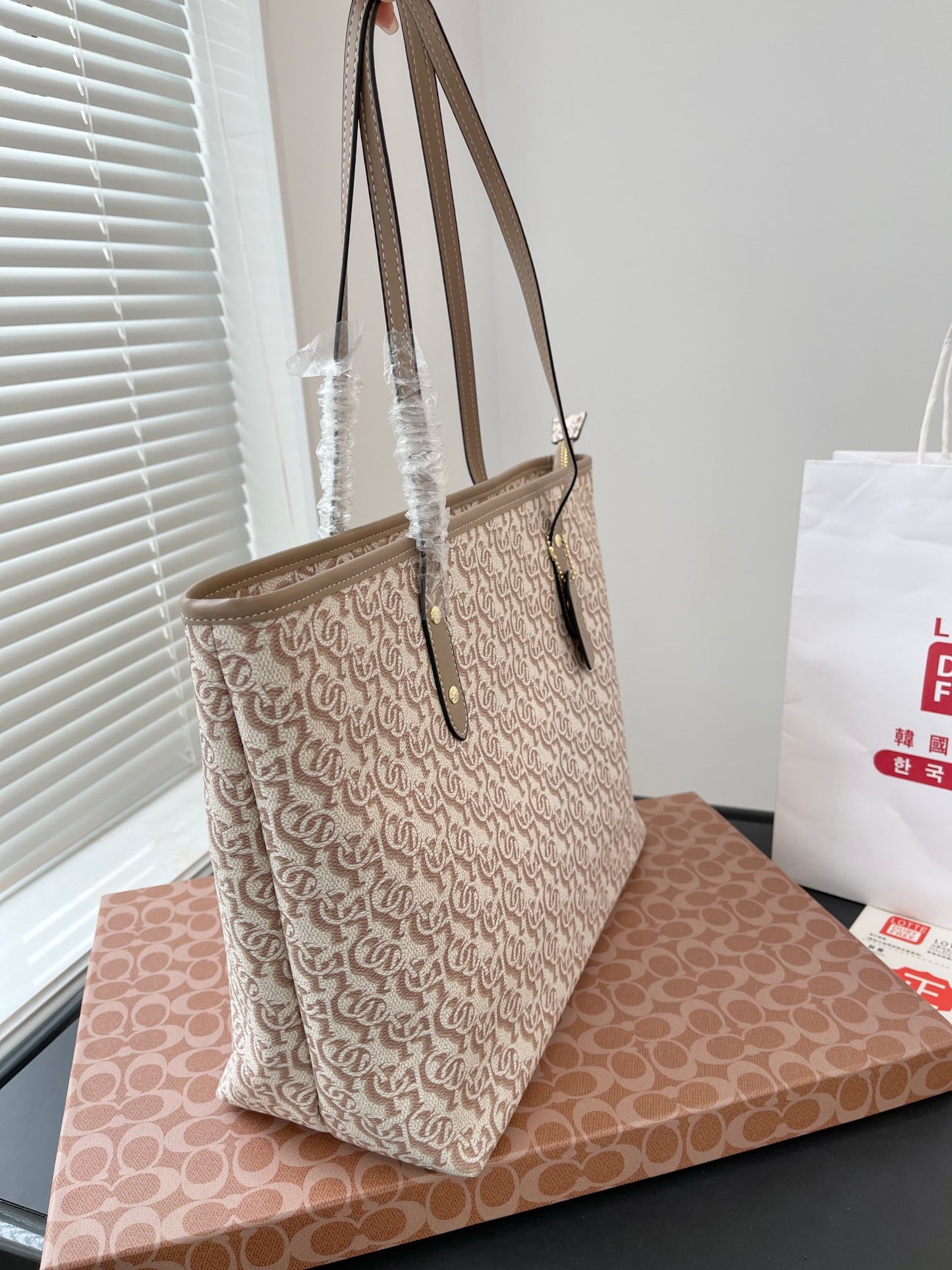 Co-BAG418