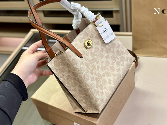 Co-BAG429