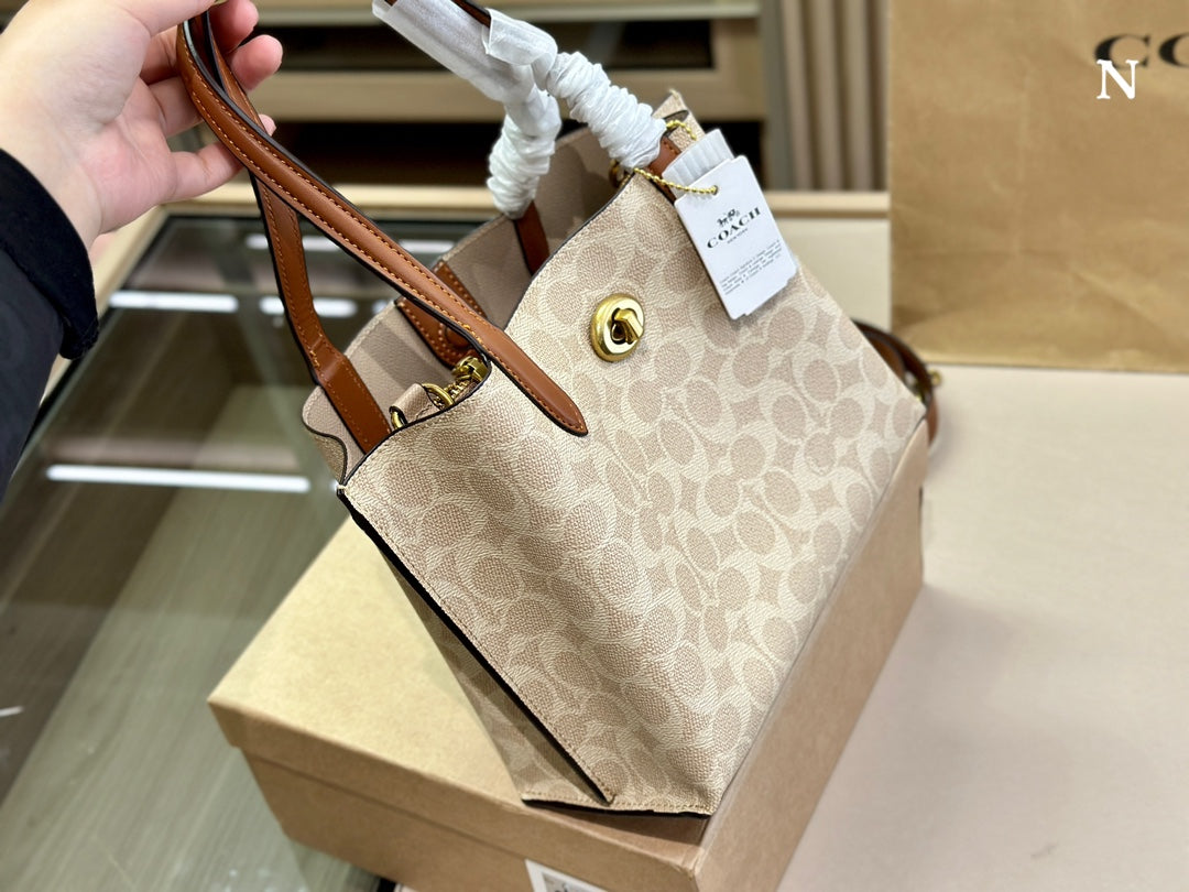 Co-BAG429