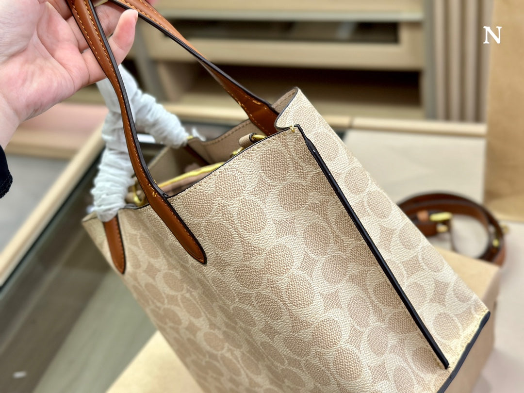 Co-BAG429