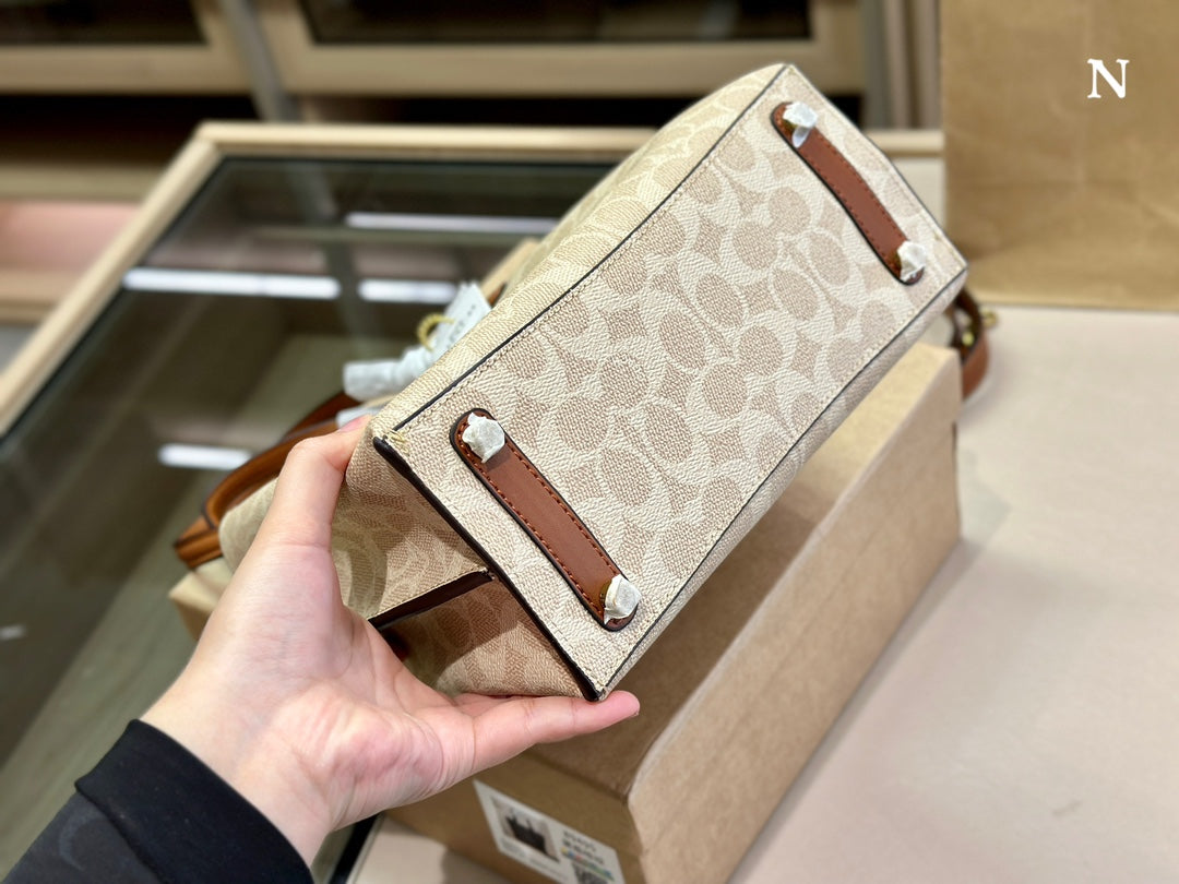Co-BAG429