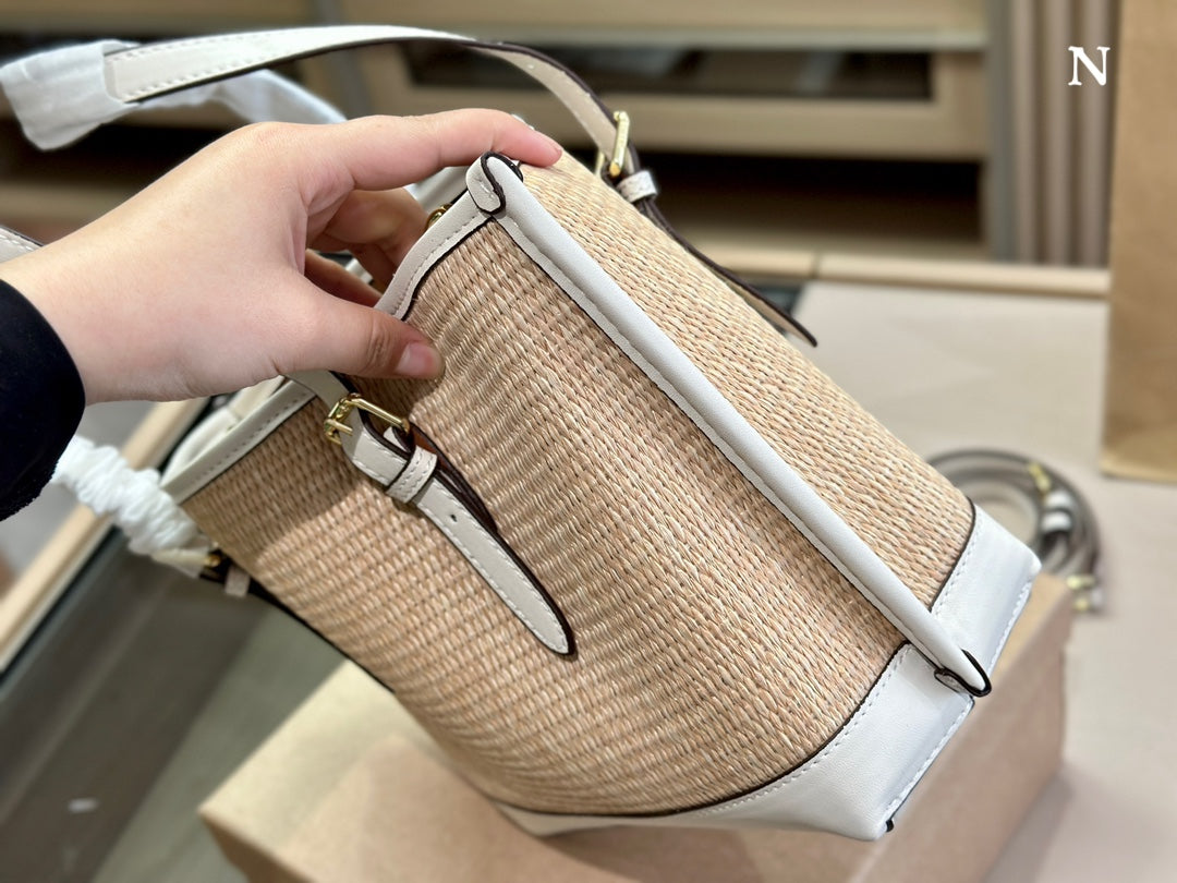 Co-BAG431