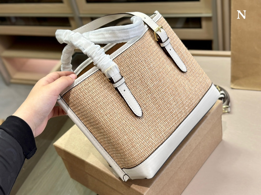 Co-BAG431