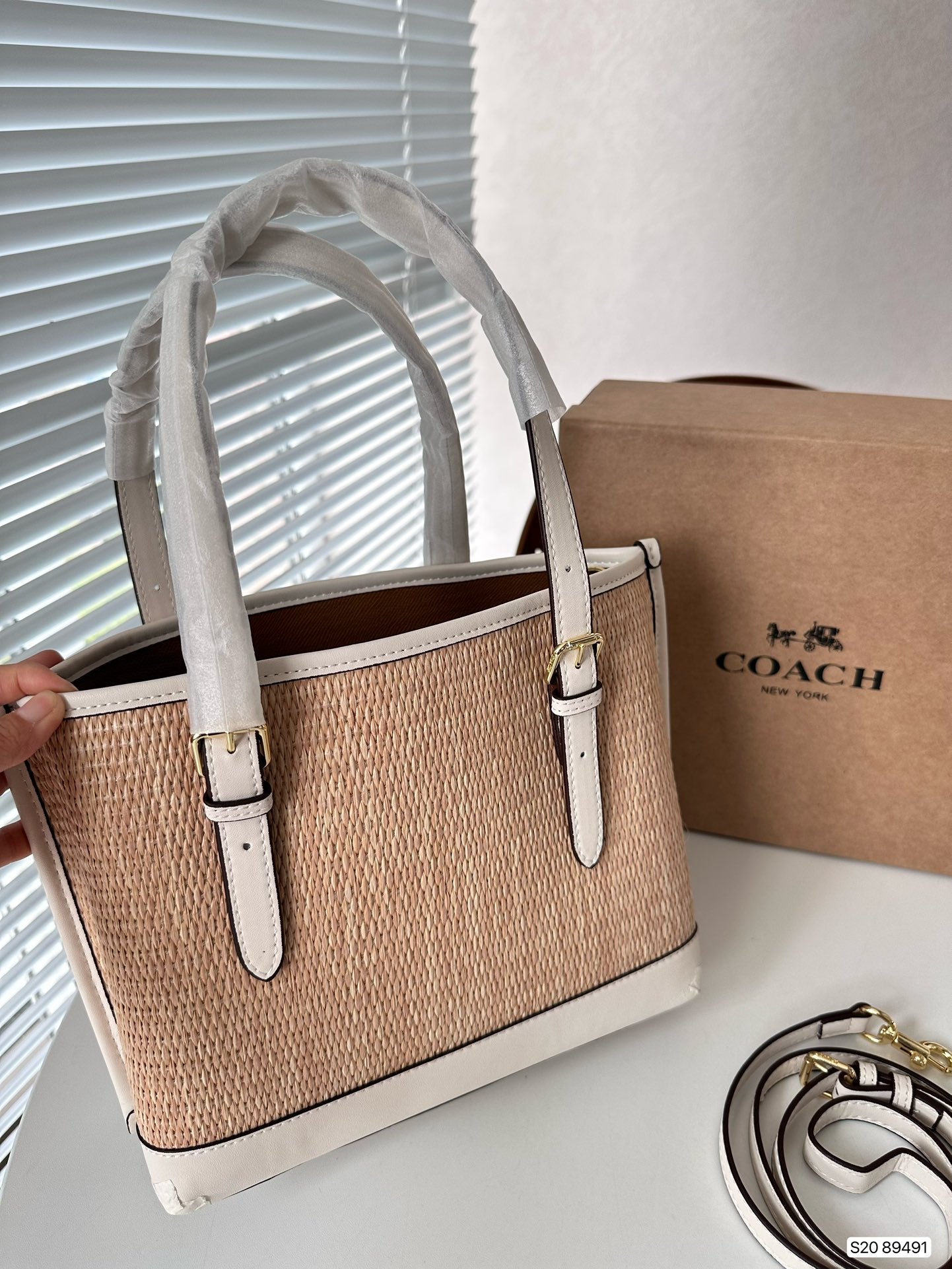 Co-BAG436