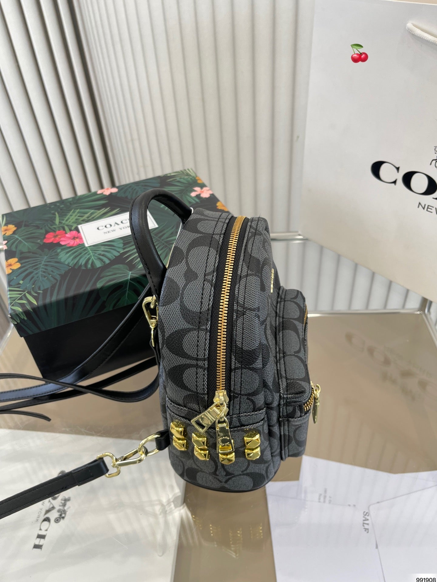 Co-BAG438