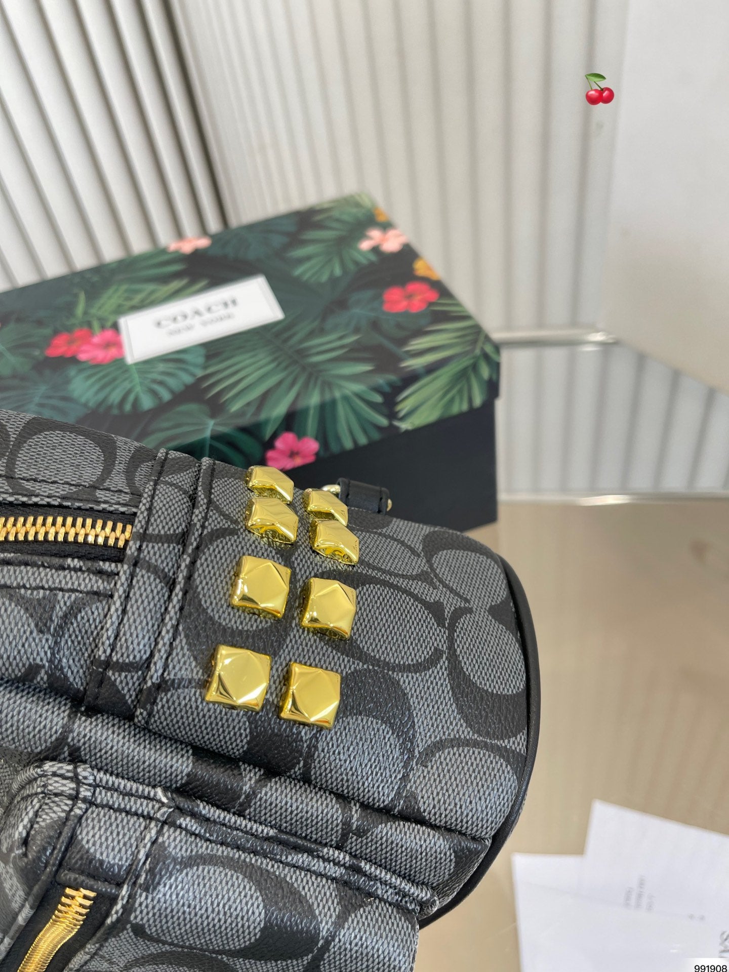Co-BAG438