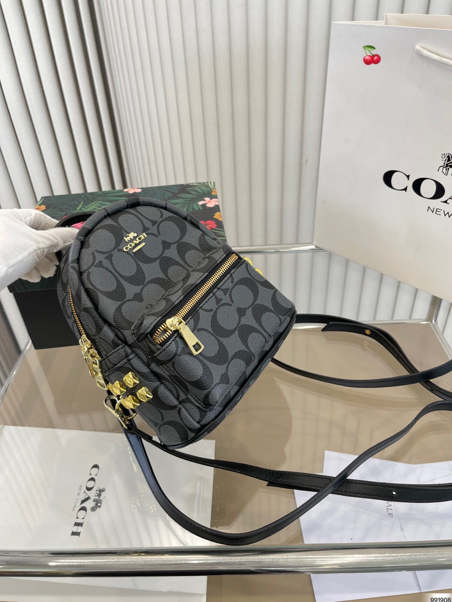 Co-BAG438
