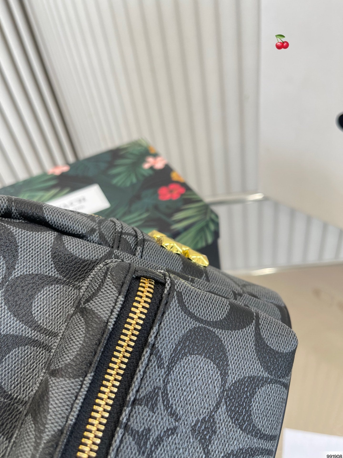 Co-BAG438