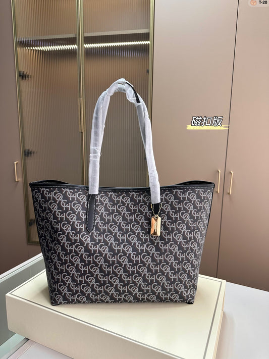 Co-BAG444