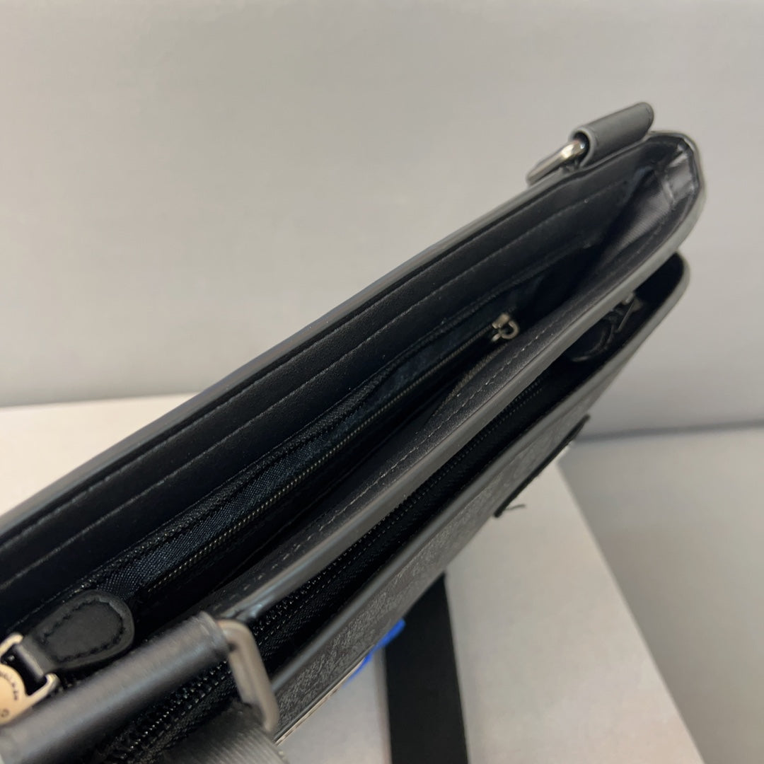 Co-BAG451