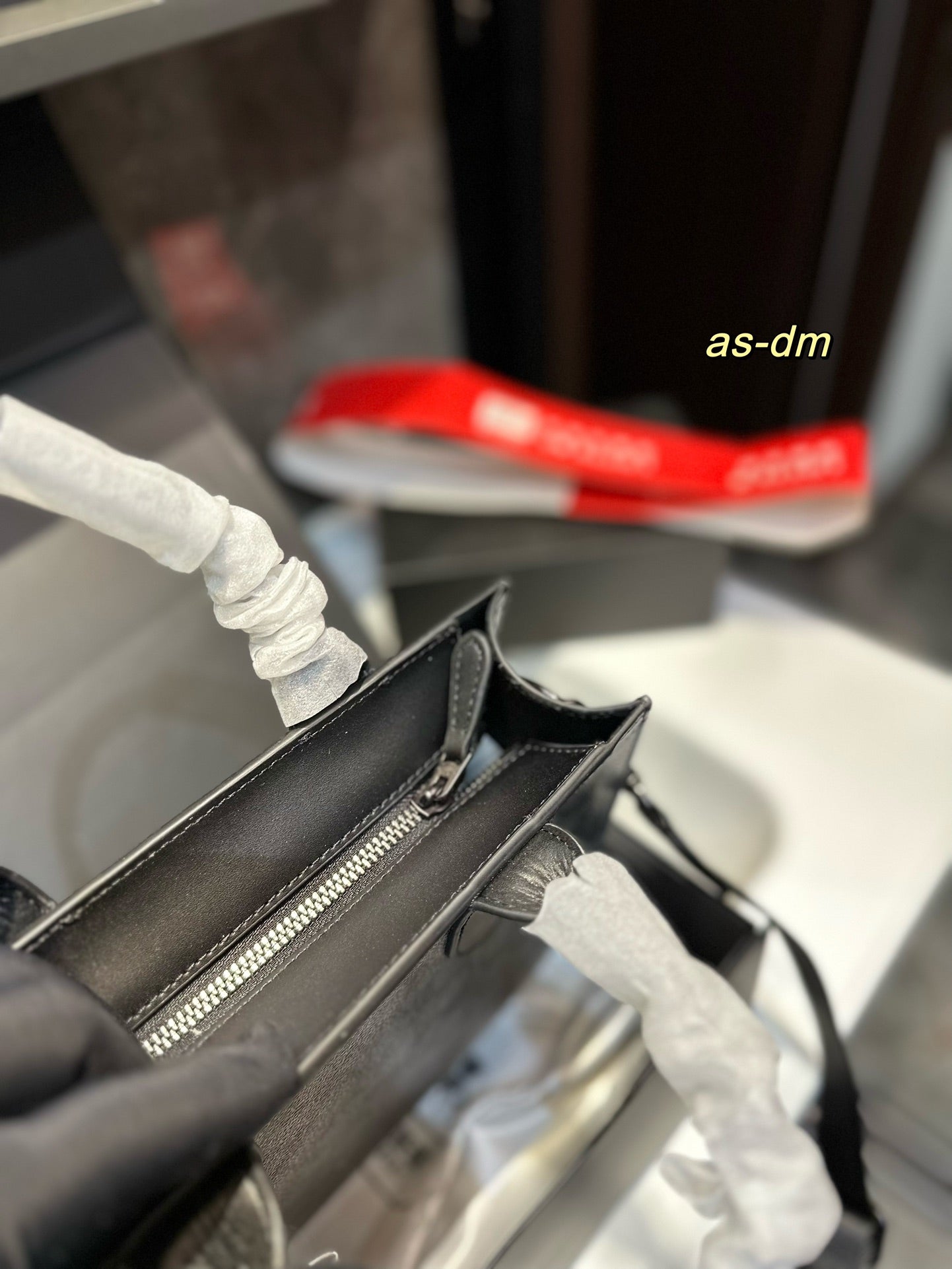Co-BAG463