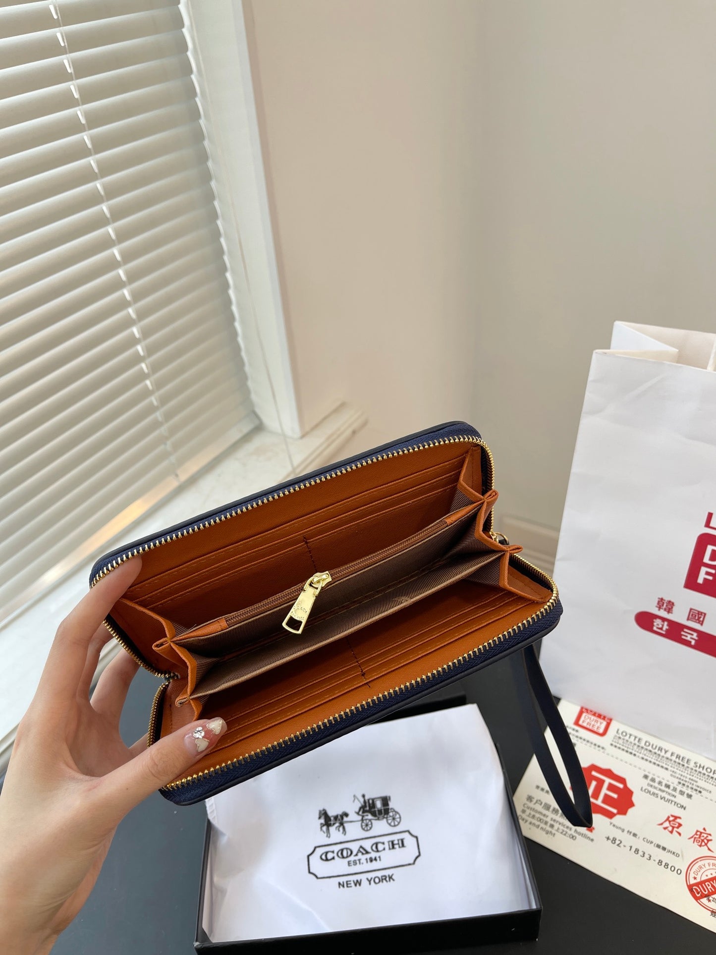 Co-BAG465