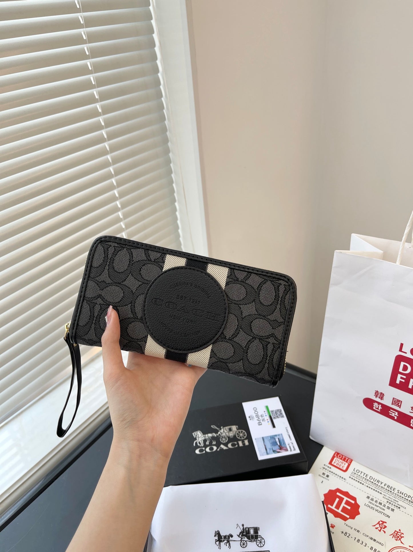 Co-BAG467