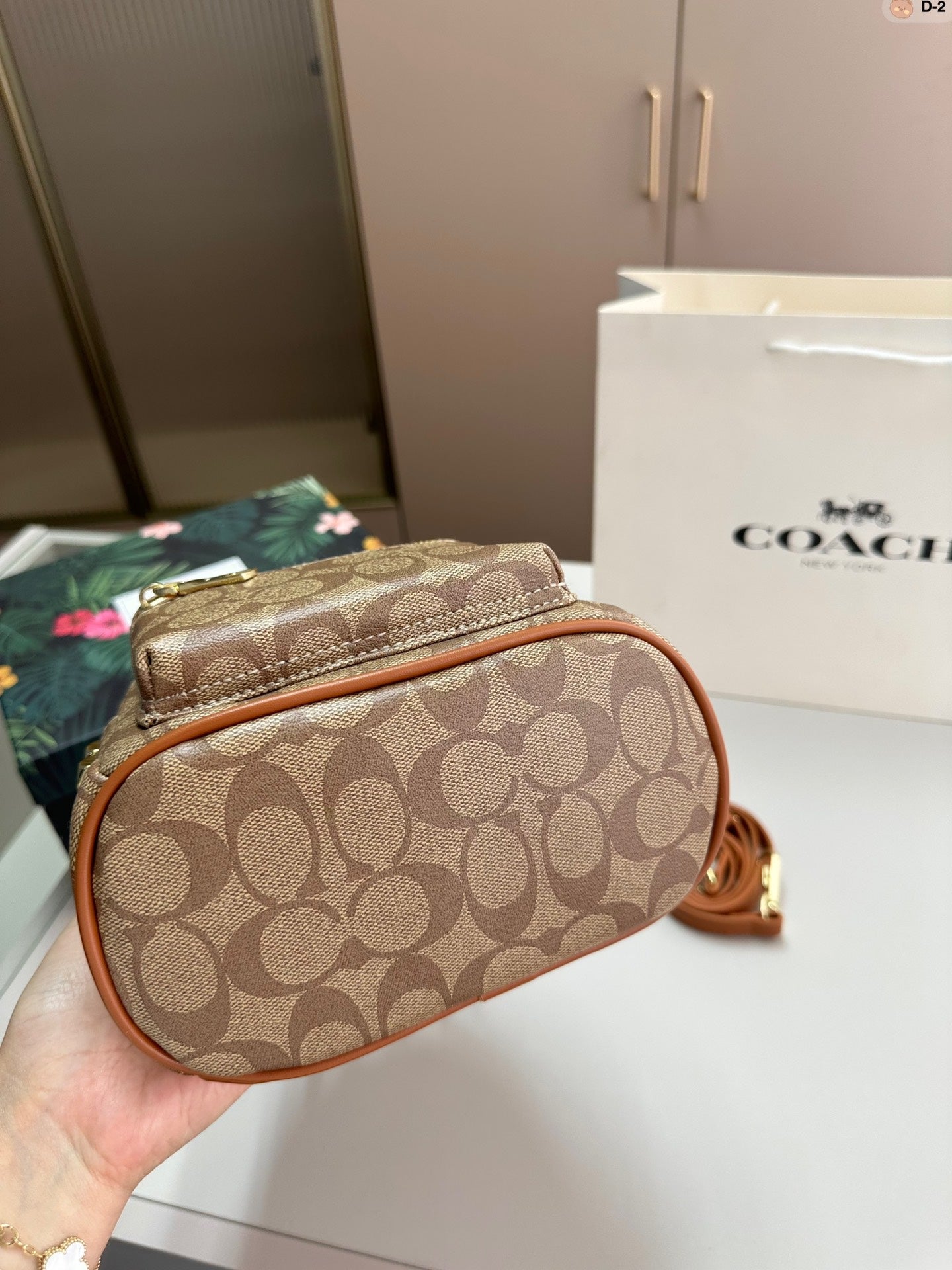 Co-BAG468