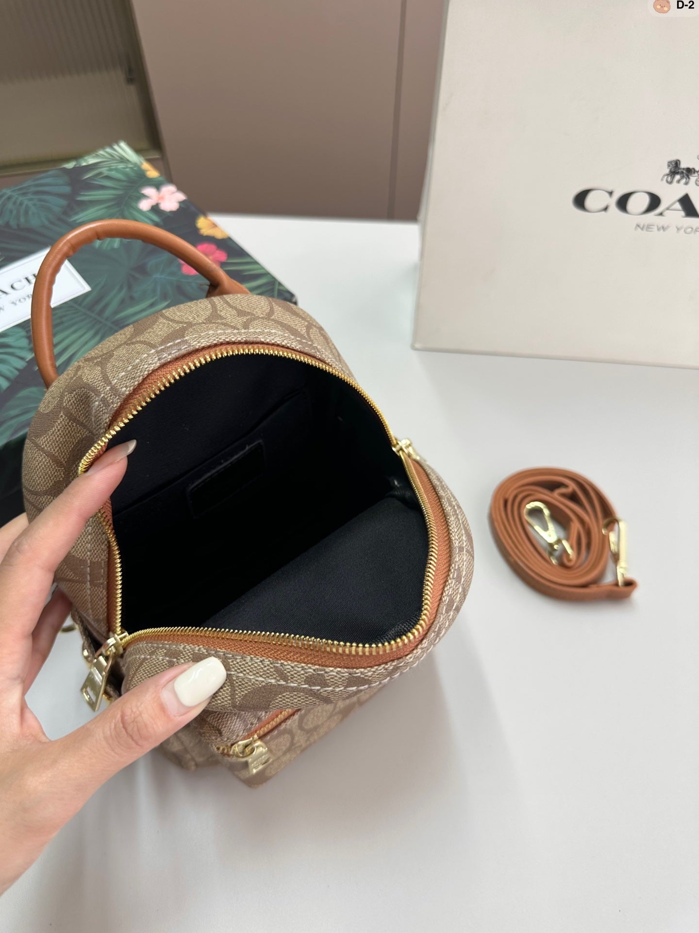 Co-BAG468