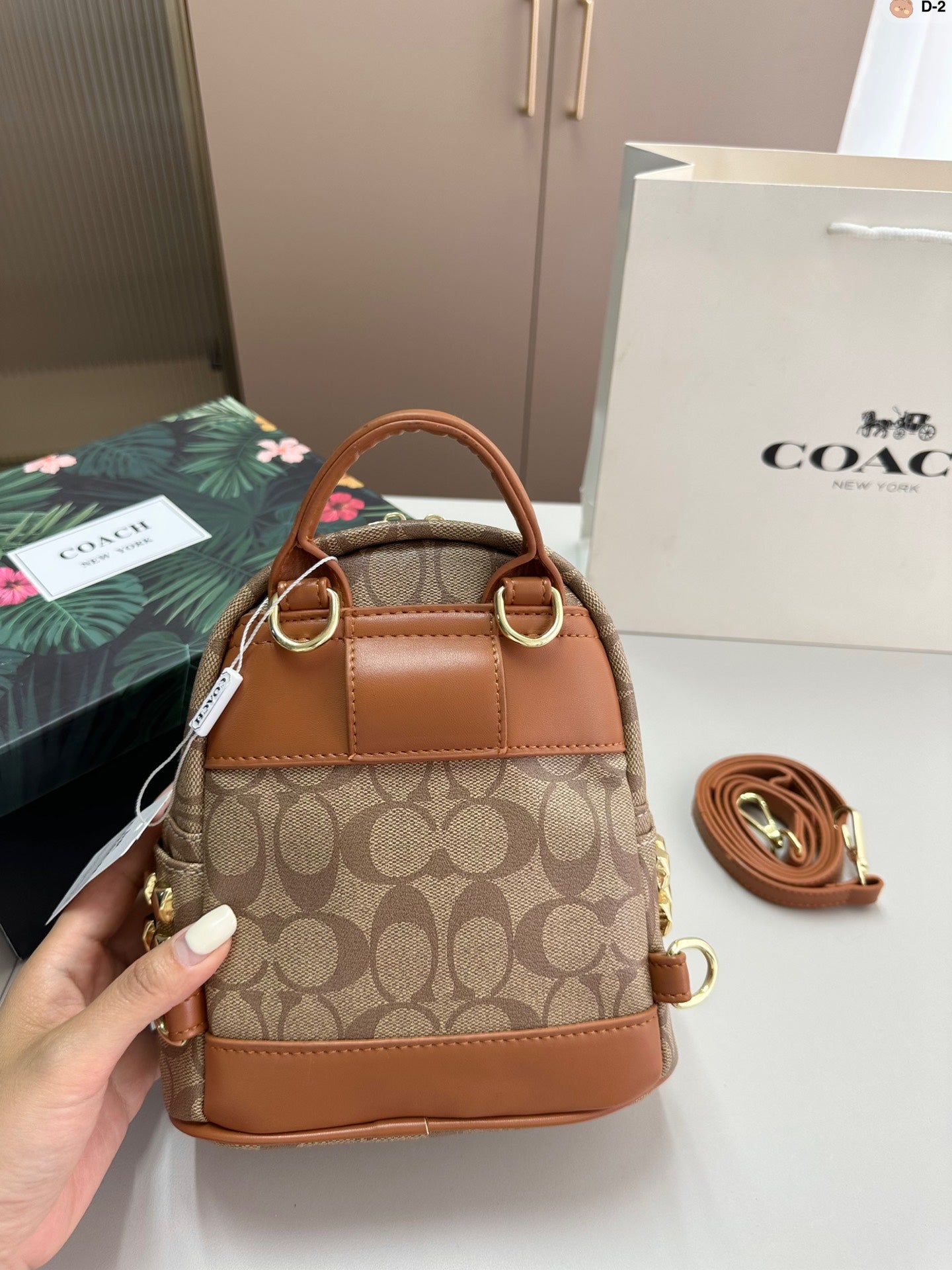 Co-BAG468