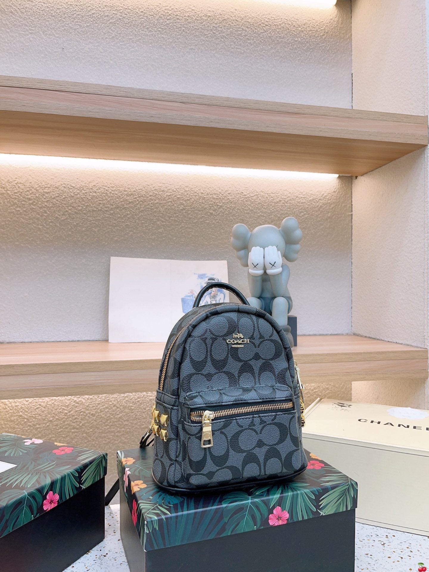 Co-BAG472