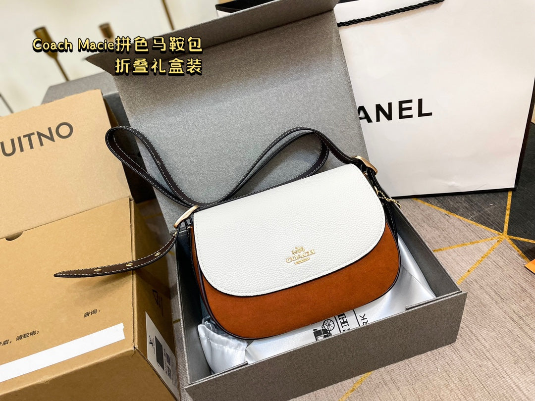 Co-BAG476