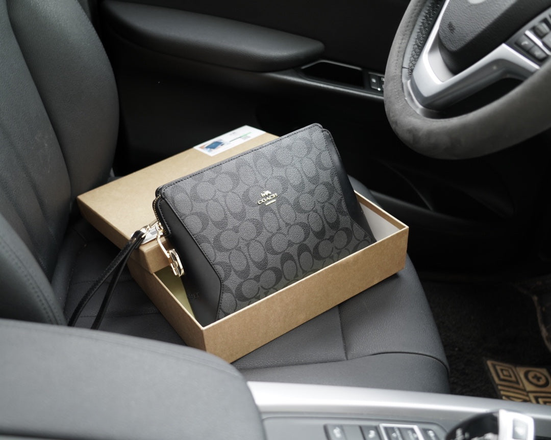 Co-BAG477
