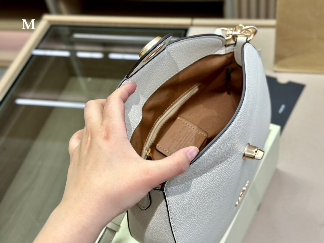Co-BAG486