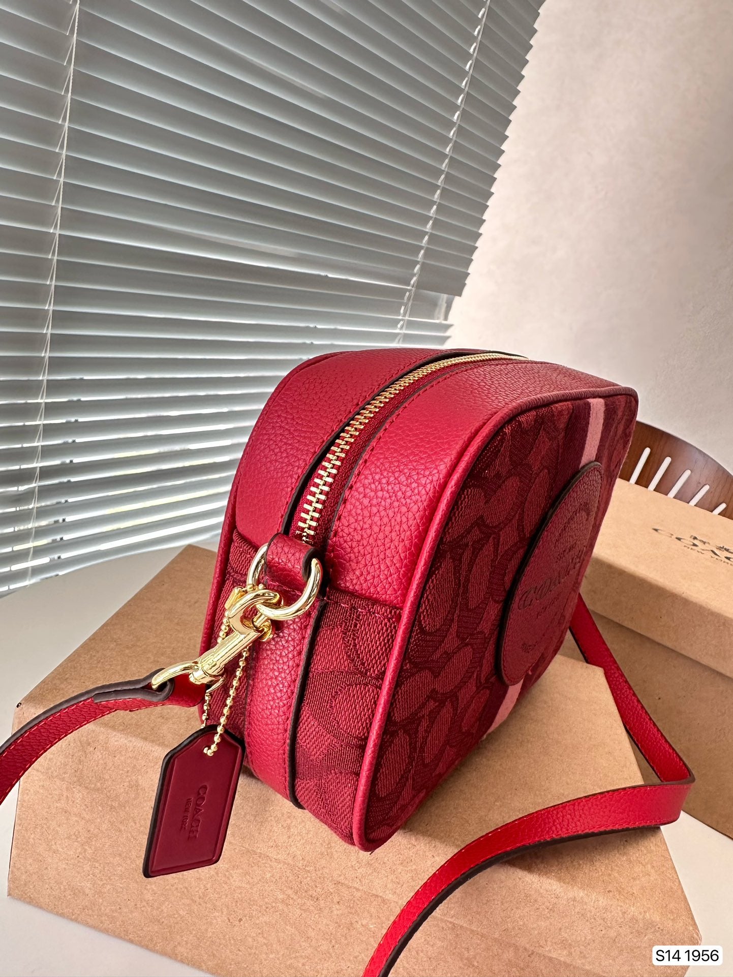 Co-BAG155