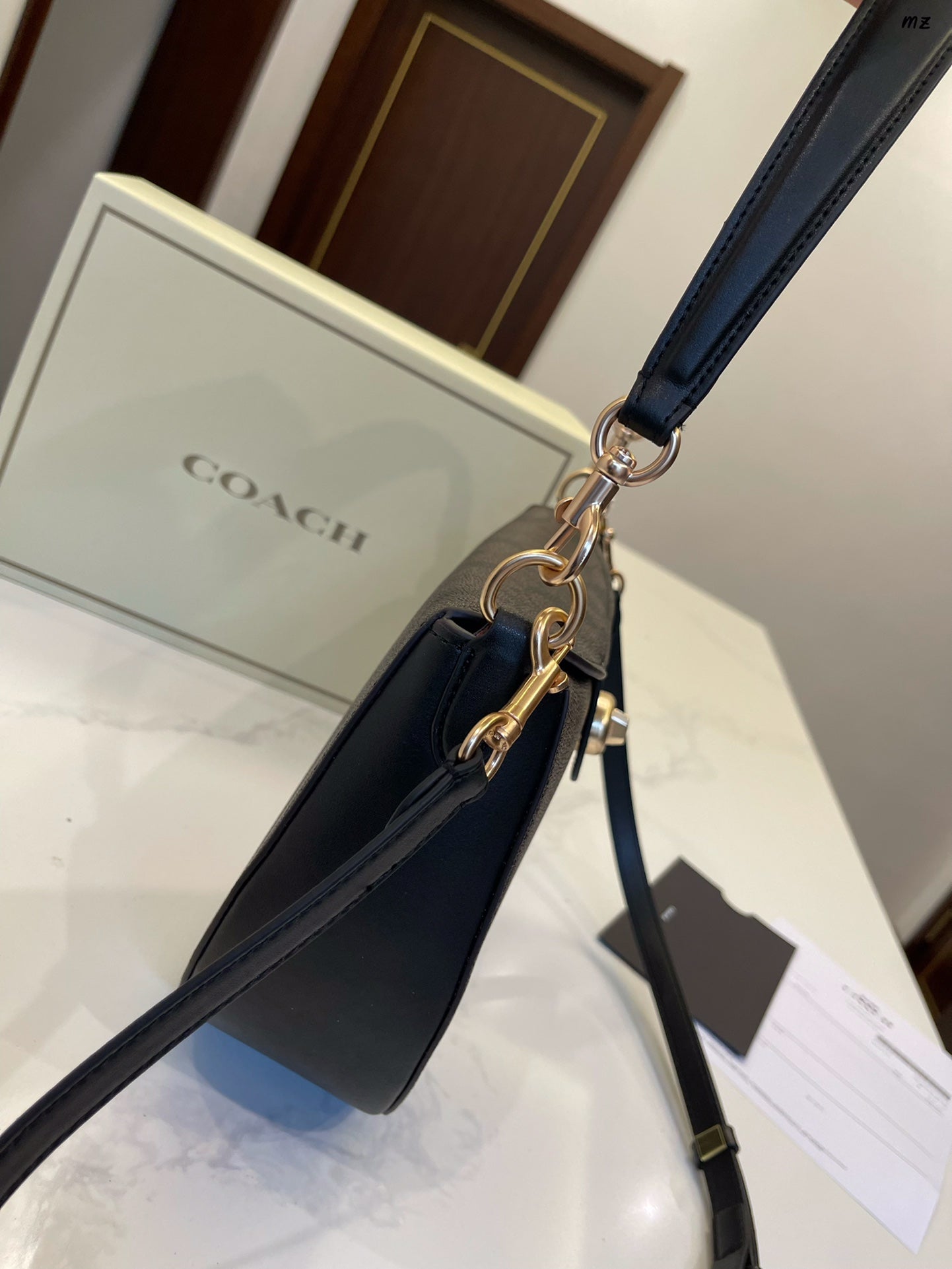 Co-BAG493