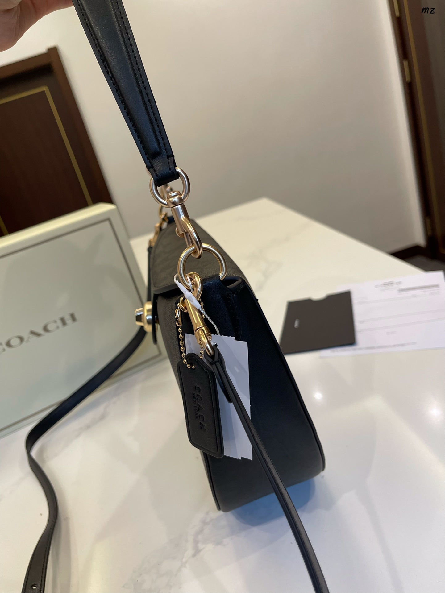 Co-BAG493
