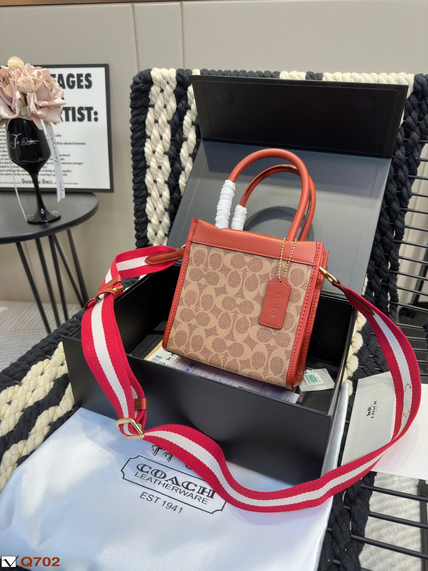 Co-BAG494