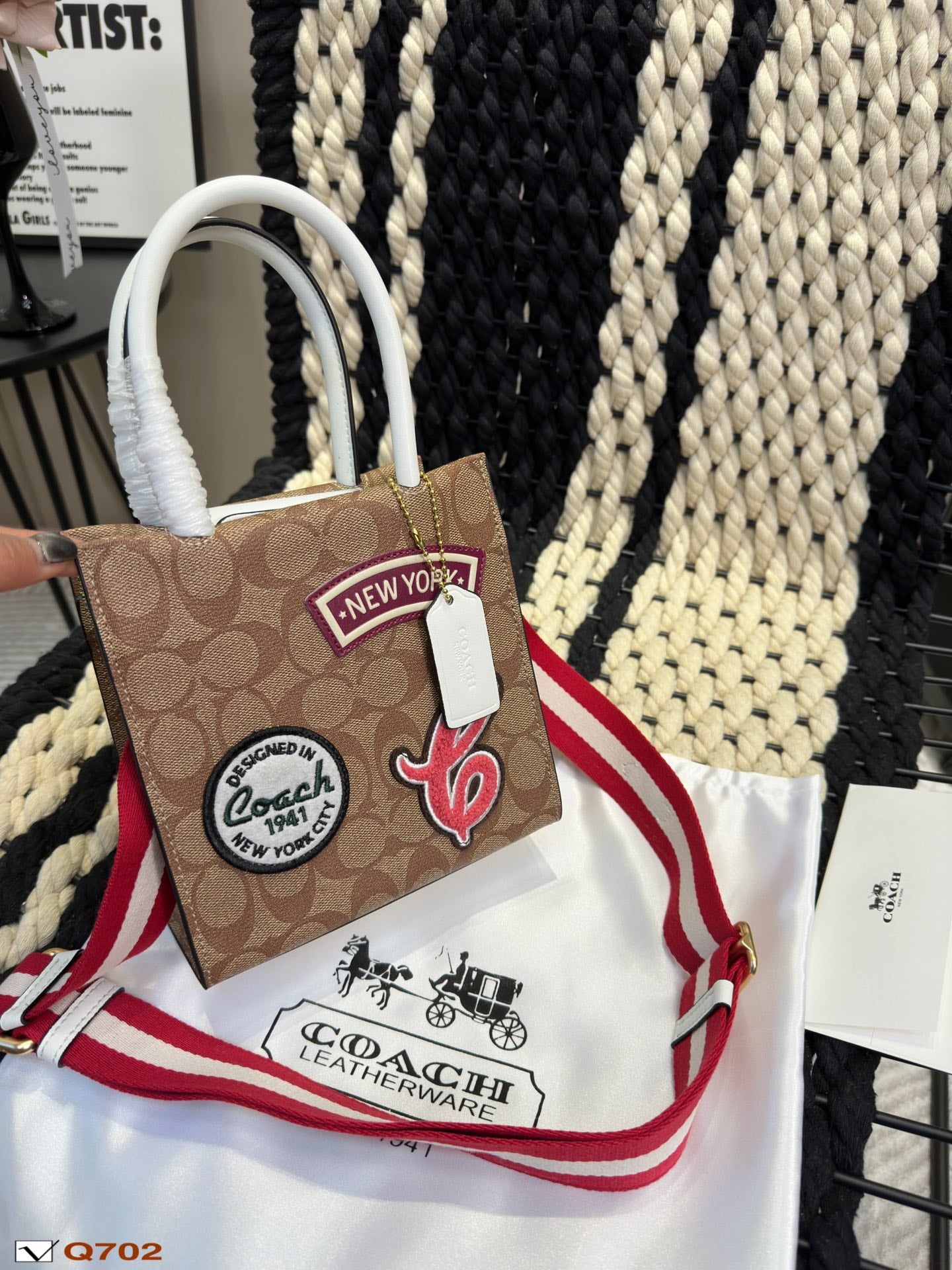 Co-BAG496