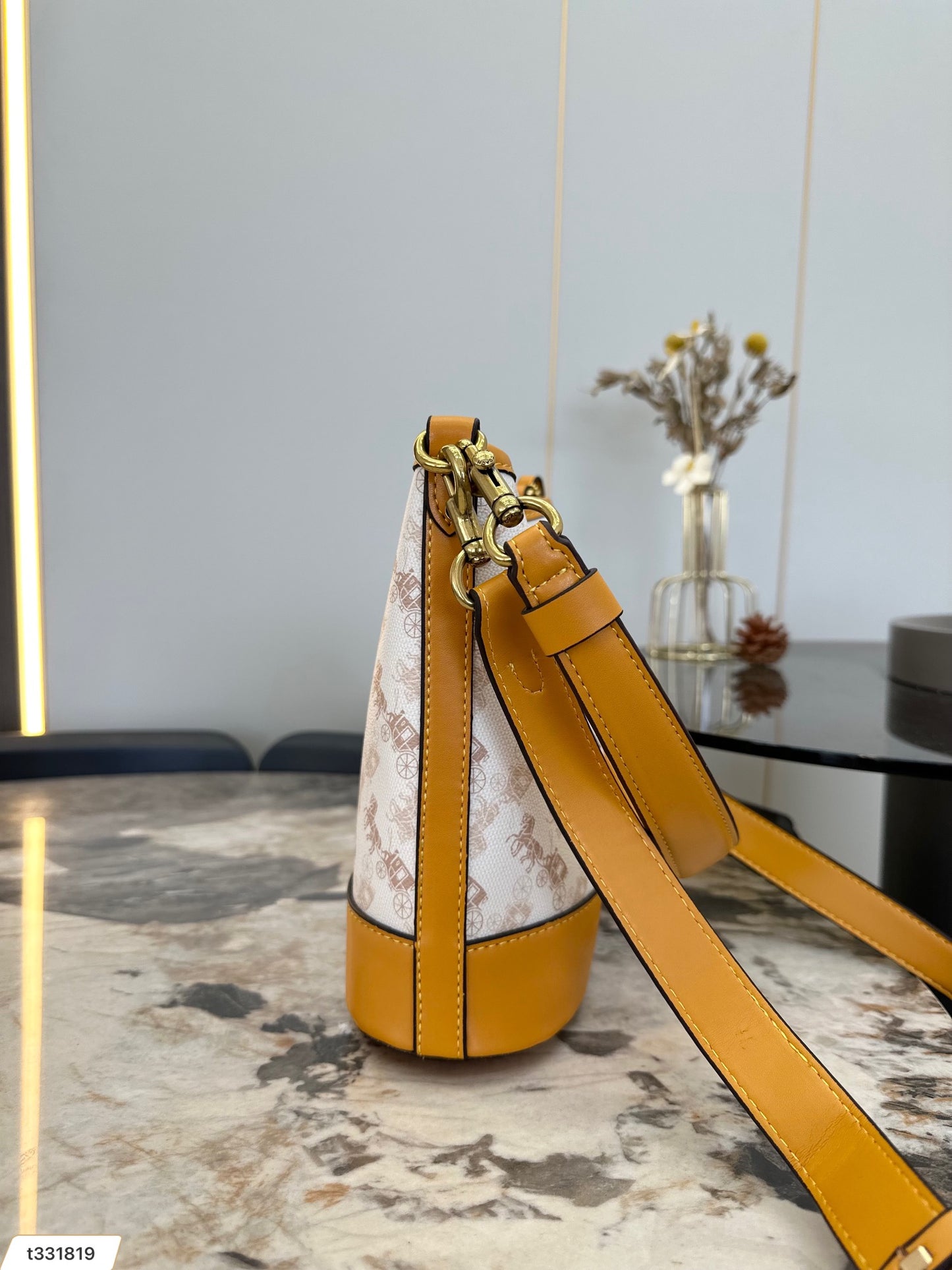 Co-BAG498