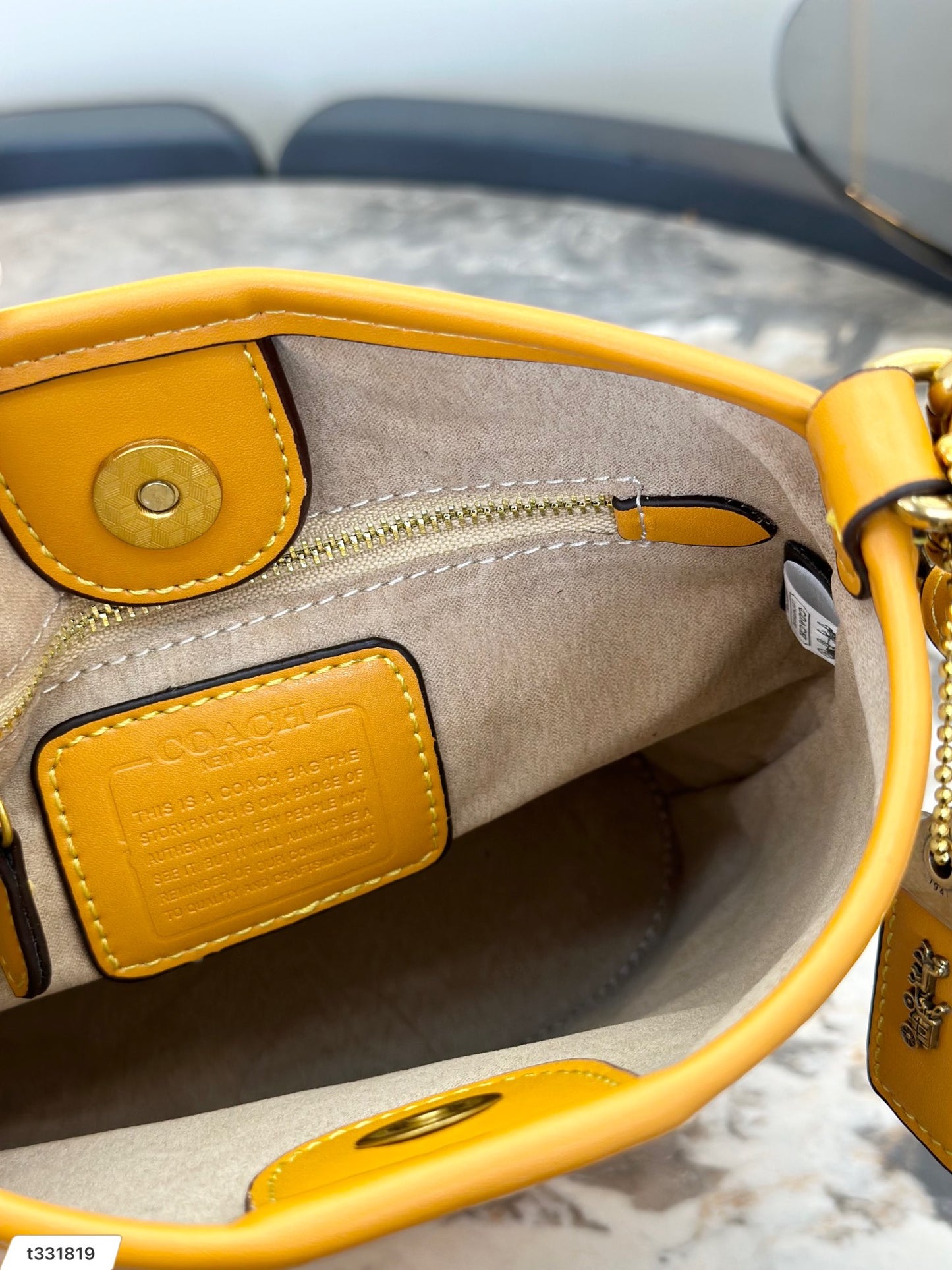 Co-BAG498