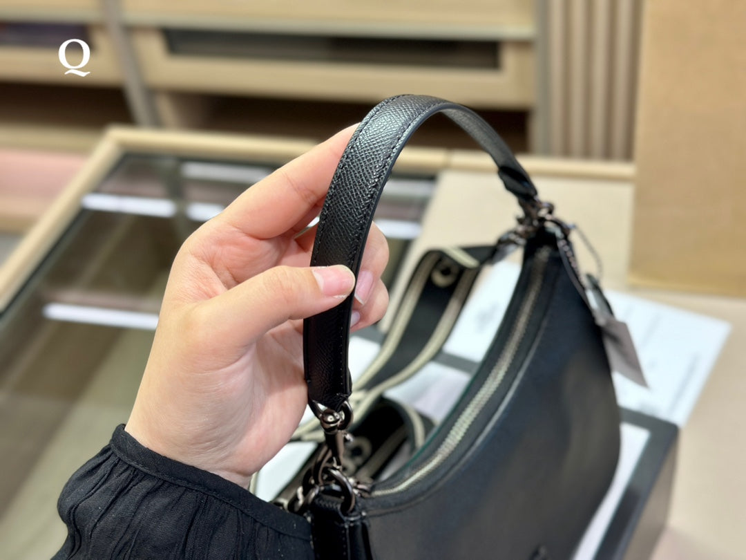 Co-BAG506
