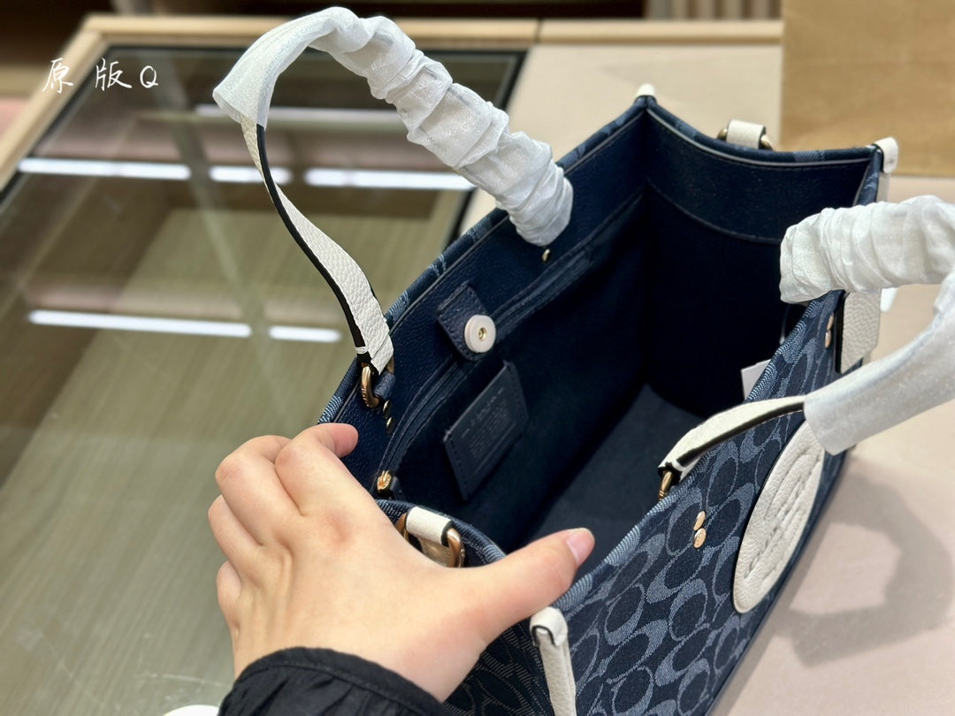 Co-BAG507