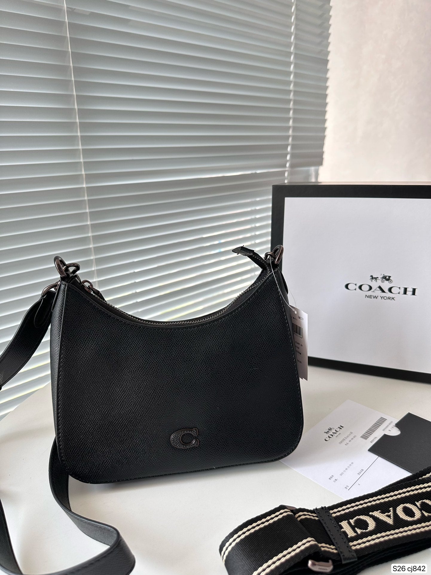 Co-BAG527