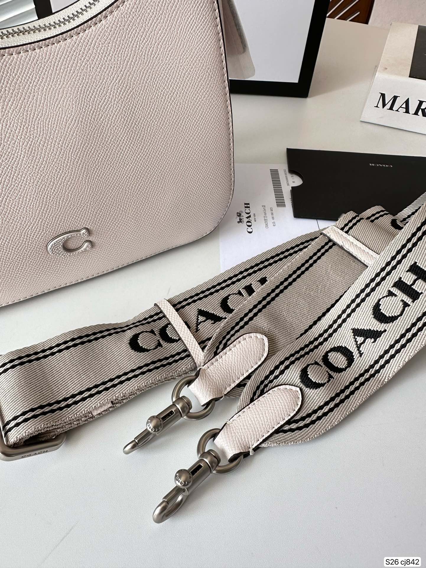 Co-BAG527