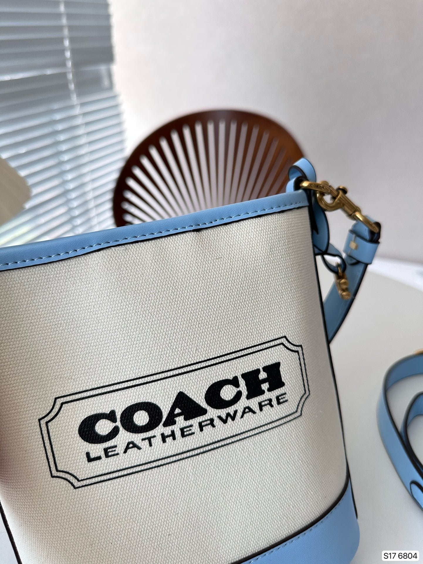 Co-BAG528