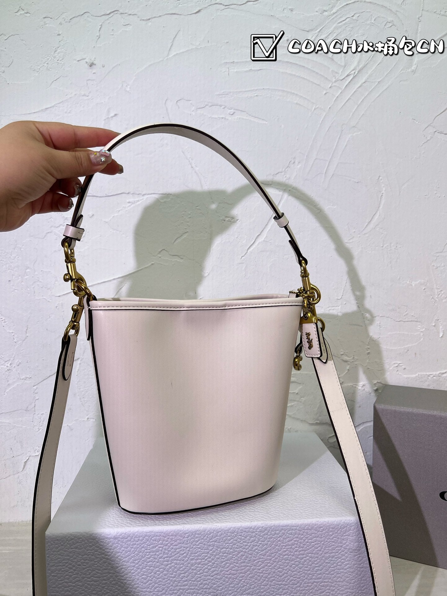 Co-BAG535