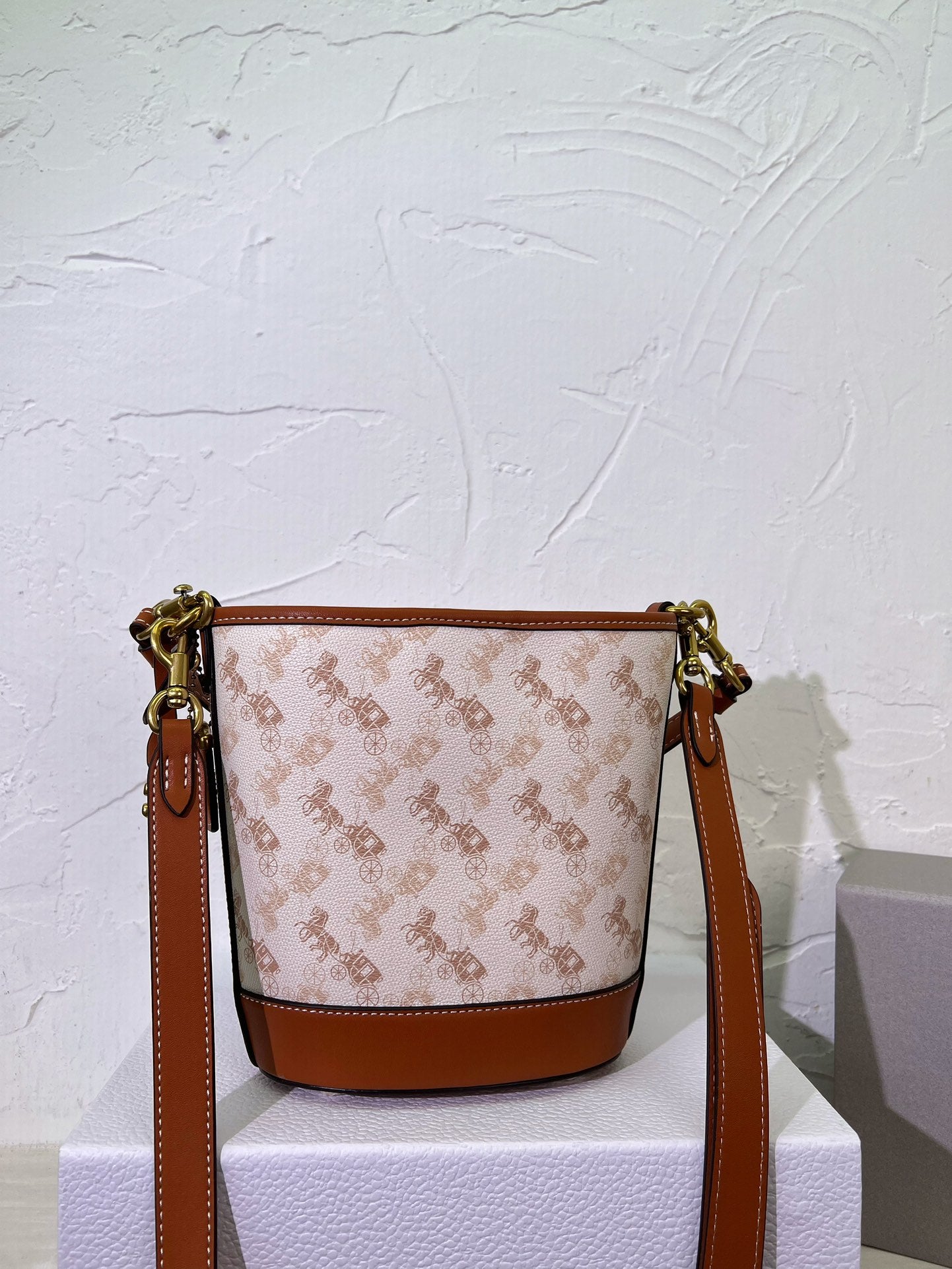 Co-BAG536