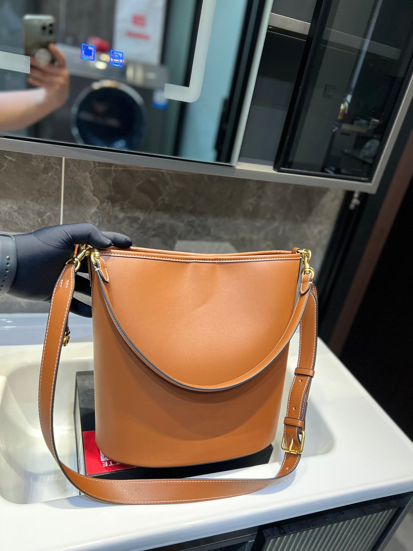 Co-BAG546