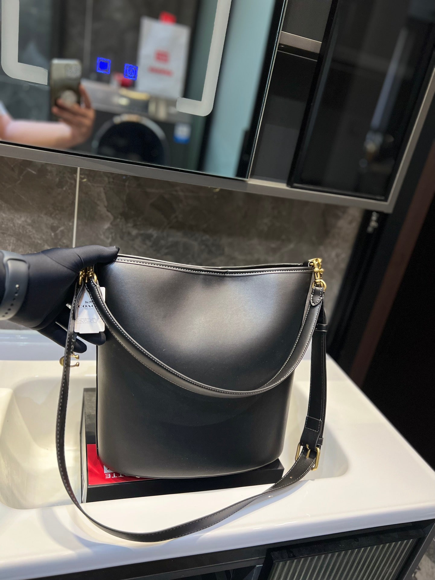 Co-BAG546