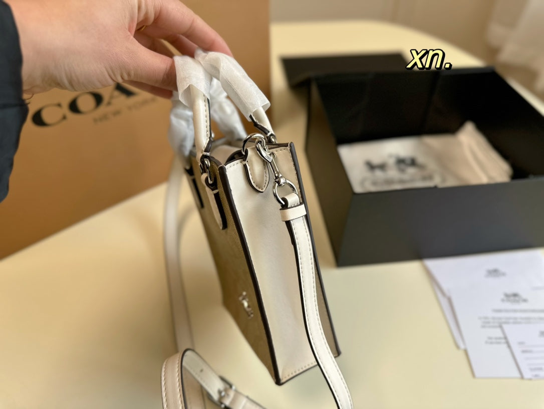 Co-BAG556
