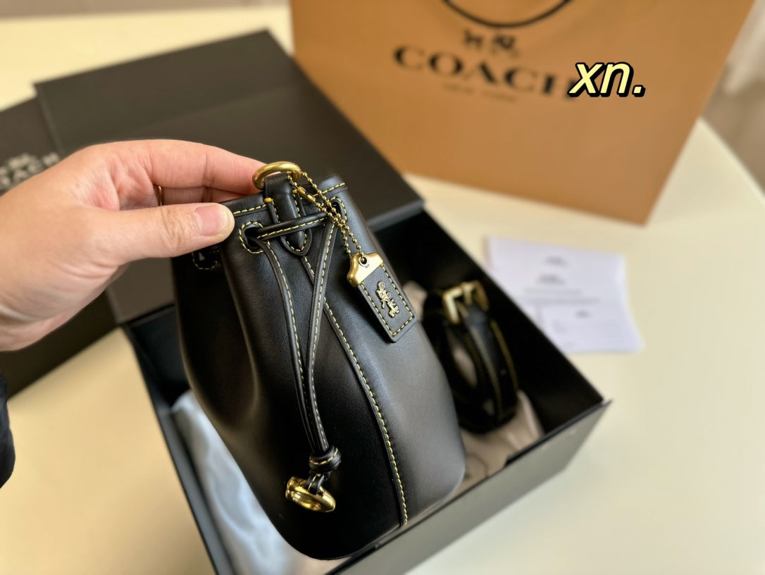 Co-BAG558